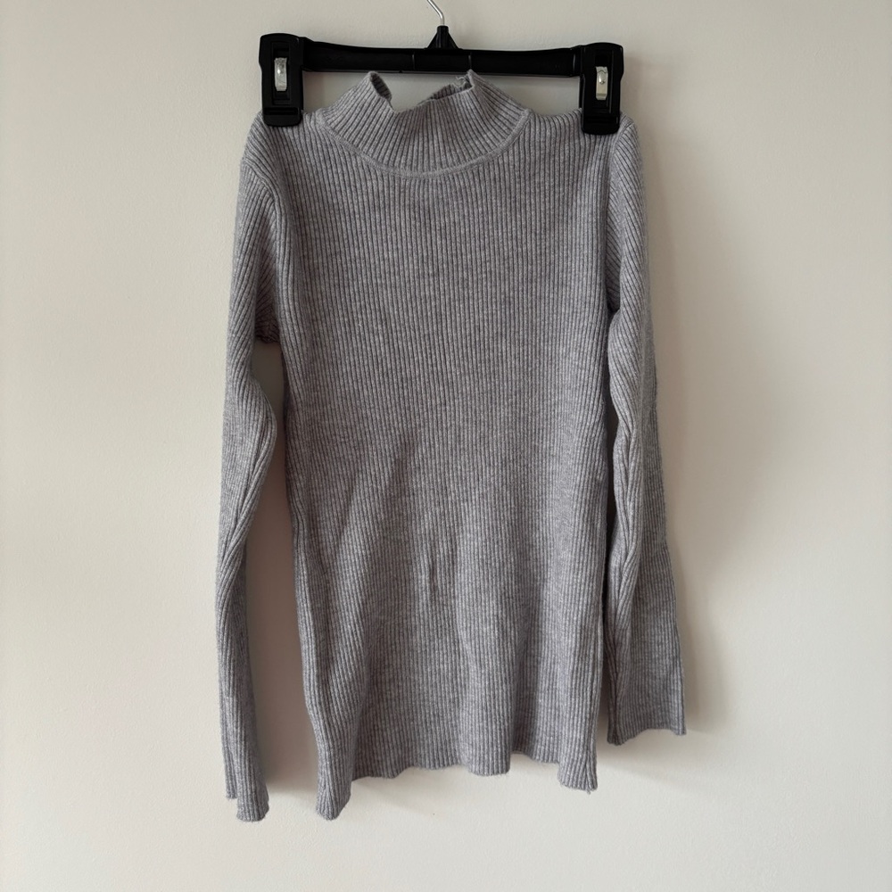 2/$20 Grey Ribbed Long Sleeve turtleneck Sweater Slim Fit Stretch Knit top size